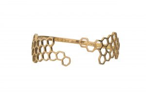 ¿El código del universo en tu piel? Brazalete Panal de Joya de Arte. Geometría sagrada en cada hexágono.